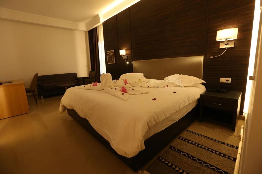 Hotel Ksar Dhiafa By Plaza Hotels & Resorts Sidi Bouzid Εξωτερικό φωτογραφία